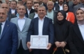AK Parti'li Nazım Maviş 3. kez mazbatasını aldı  