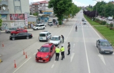 Boyabat’ta Trafik Denetimlerinde 1 Haftada 66 bin 516 TL ceza yazıldı