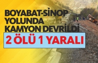 Boyabat-Sinop yolunda kamyon uçuruma devrildi: 2...