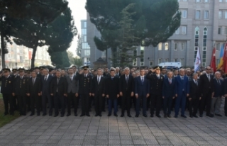 Atatürk, Ölümünün 81.Yıldönümünde Törenlerle...