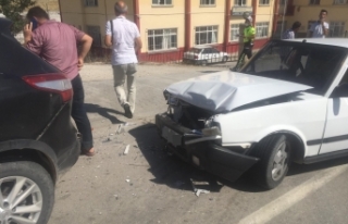 Boyabat İtfaiyesi önünde trafik kazası !