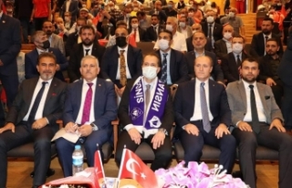 Yeniden Refah Partisi Genel Başkanı Erbakan Sinop'ta 
