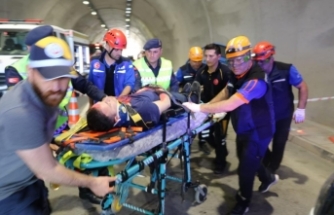 Tünellerde yaşanan kazalara acil müdahale tatbikatı yapıldı  