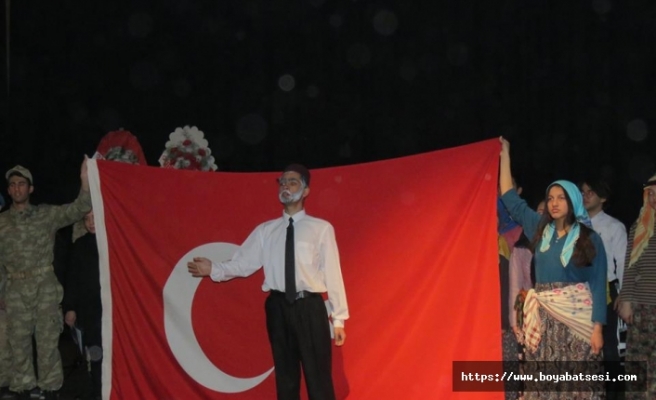 İstiklal Marşı'nın Kabulü ve Mehmet Akif Ersoy'u Anma Programı Düzenlendi
