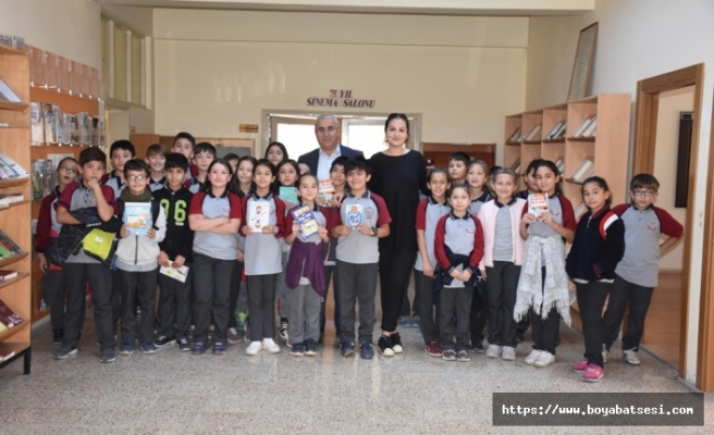 Atatürk Ortaokulu Öğrencileri Kütüphaneyi Ziyaret Etti