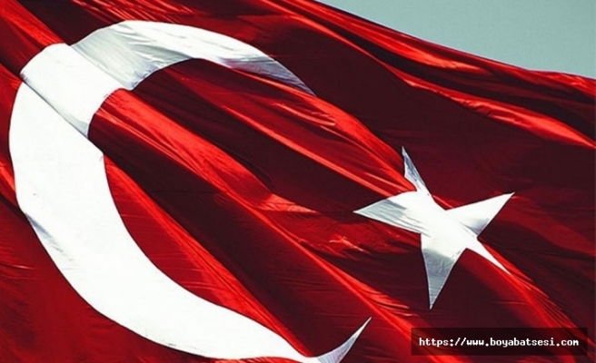 En güzel Türk Bayrağı resimleri! Ay yıldızlı Türk bayrağı görselleri…
