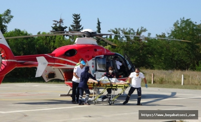 Sıcak kahveyle yanan çocuk ambulans helikopterle hastaneye sevk edildi