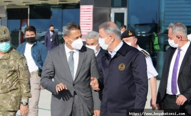 Milli Savunma Bakanı Hulusi Akar Sinop'a geldi