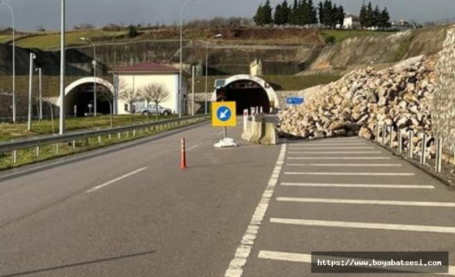 Boyabat Sinop yolu tünel girişinde istinat duvarı yıkıldı