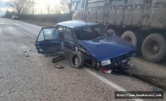 Boyabat Kastamonu yolunda trafik kazası 4 yaralı