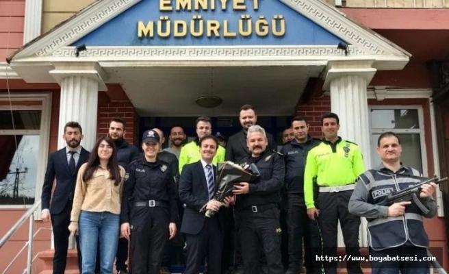 Boyabat Kaymakam Vekili Ahmet Berkay Deniz’den polislere anlamlı ziyaret