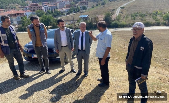 Boyabat Belediye Başkanı Coşar, yol yapım çalışmalarını inceledi