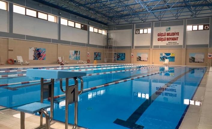 Boyabat Yarı Olimpik Yüzme Havuzu Gençlik Spor’a devredildi